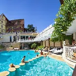 Hotel Rich