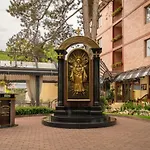 Hotel Rich 5*
