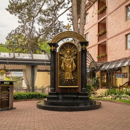 Hotel Rich 5*